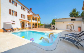 Lovely Home In Motovun With Sauna